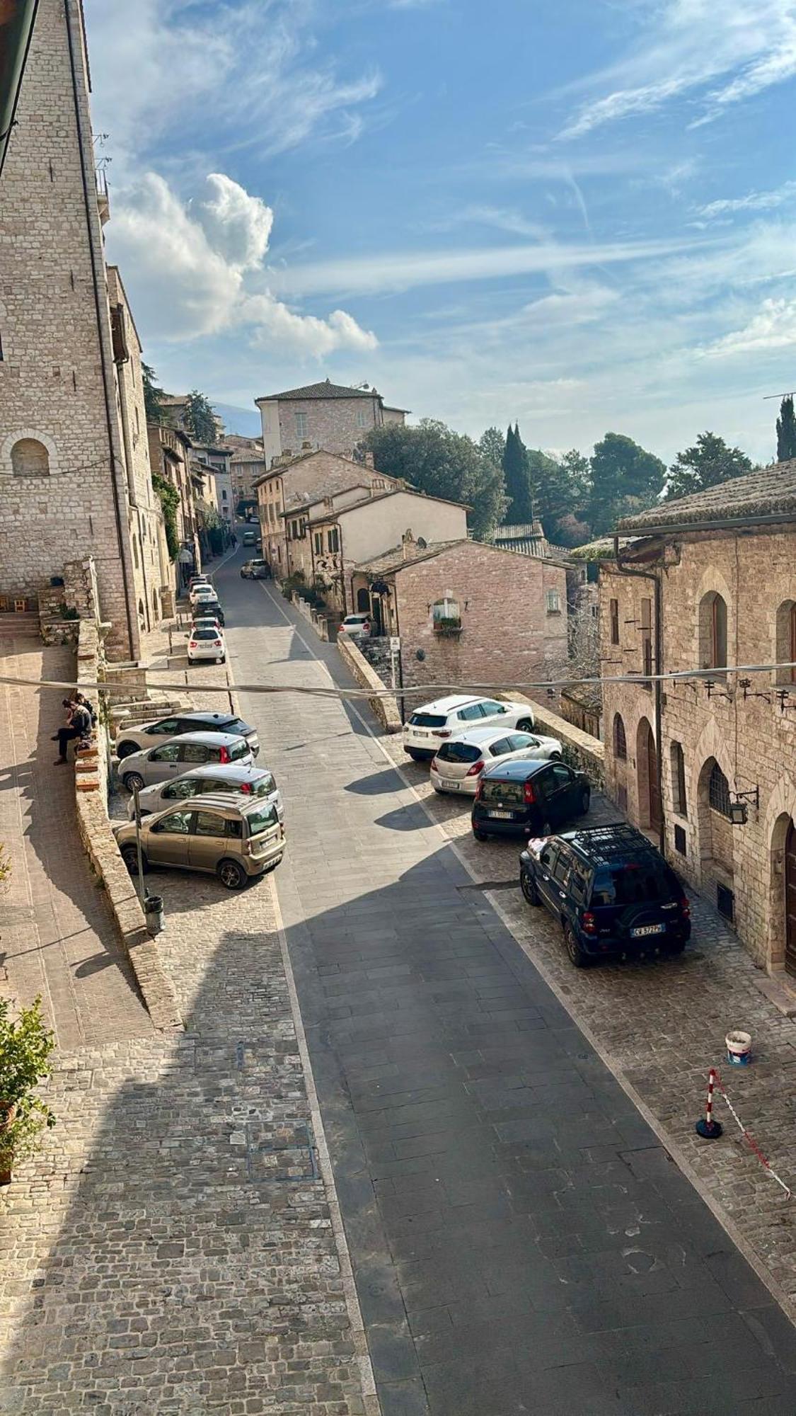 Dilà B&B&fashion store Assisi Exterior foto